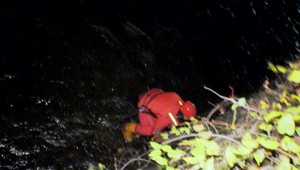 Mrazivá záchranná akcia. Vlčiaci Nero a Niko spadli do Hrona