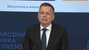 Ekonomika porastie o 2,5 %. Inflácia pre konsolidačný balík dočasne stúpne