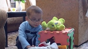 Zlodeji ukradli rodičom postihnutých detí auto