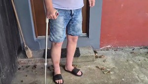 Mužovi, ktorý napadol Andreja Babiša barlou, hrozí až päť rokov väzenia