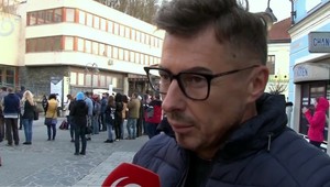 Janíček, ktorý vystúpil na protivládnych protestoch, si našiel v schránke list s výhražkou