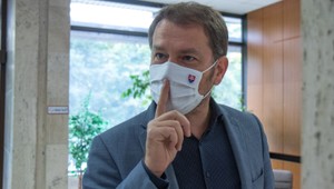 Podľa ministra Matoviča sa o interrupciách nevedie poctivá diskusia. Citovo vydierate, oponuje Bittó Cigániková