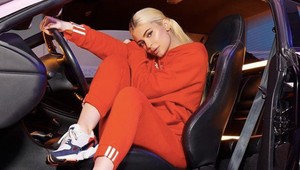 VIDEO: Vianočný strom v podaní najmladšej miliardárky sveta