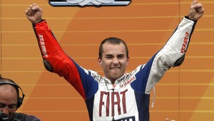 Španiel Lorenzo majstrom sveta v MotoGP, na Sepangu triumf Rossiho