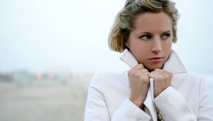 Zmena počasia nerobí ľuďom dobre. Kĺby cítime oveľa viac