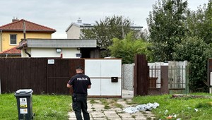 Rušné ráno v hlavnom meste: Do nemocnice previezli dobodaného muža