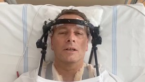 VIDEO: Kollár sa ozval z nemocnice, vysvetľuje, prečo mal v aute bývalú Miss