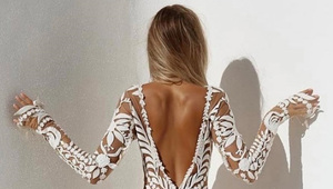 Z týchto svadobných šiat sú ženy úplne hotové, no majú háčik: Hodili by sa aj vám?