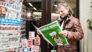 Satirický týždenník Charlie Hebdo opäť čelí smrteľným vyhrážkam