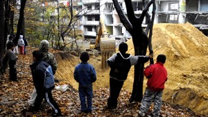 Piati chlapci z Luníka IX. znásilnili 10-ročné dievčatko