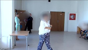 Prípad policajtky obvinenej z výtržníctva stále nekončí