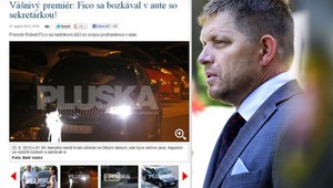 Premiér Fico má mať dôverný vzťah s tajomníčkou, lúčili sa bozkom