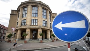 Vo vyštudovanom odbore nepracovalo 46 percent absolventov