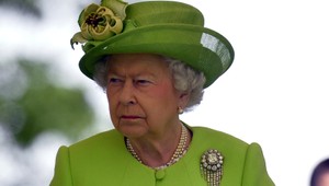 Harryho útoky na rodinu: TAKTO to vníma kráľovná, no princ Charles stále živí nádej na zmierenie!