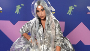 Lady Gaga ohúrila! Zozbierala ceny MTV, dala silné slová a očarila v DEVIATICH kostýmoch!