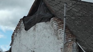 Pol roka po zemetrasení: Ľudia sú stále vystrašení, tvrdí starosta