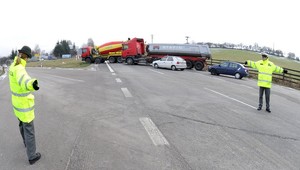 Kamionisti opustili blokované cesty