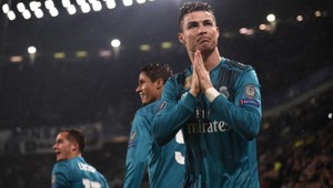 Takto Ronaldovi tlieskali za nožničky aj fanúšikovia súpera