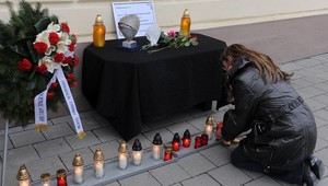 Pozostalí si uctili pamiatku obetí nehody v Polomke