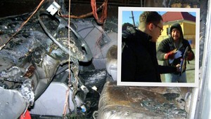 ZÁZNAM. Požiar áut, kamarát majiteľa zaútočil na reportéra