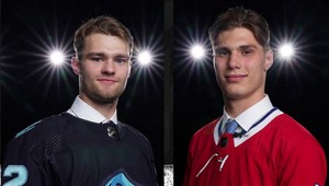 Slafkovský s ďalším kanadským bodom, jeho draftový rival Wright s prvým gólom v NHL