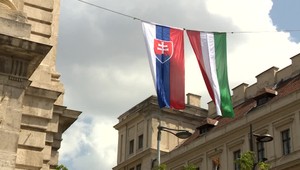 Pellegrini sa stretol v Budapešti s kolegom Orbánom. Tí sa už nechcú pred nikým skláňať