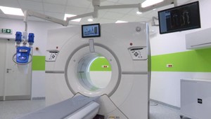 Nemocnice nakupujú CT prístroje. Otázne je, či ich aj využívajú