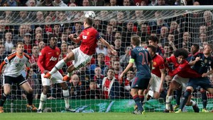 Atlético zaskočilo Barcu, Bayern vykúpil smoliar Schweinsteiger