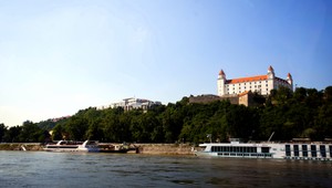 Bratislava podnikla prvé kroky pred možným návratom pandémie. Leto však ľuďom nechcú pokaziť