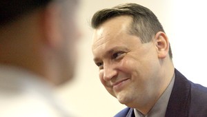 Tunelovanie nebankoviek. Pachinger komplikuje proces