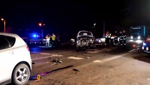 Po nehode na križovatke museli transportovať tehotnú ženu do nemocnice