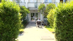 Vláda schválila nariadenie k postupnému uvoľňovaniu opatrení prijatých v sociálnych službách