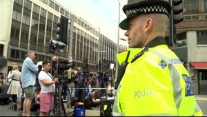 Polícia odhalila plán atenátu na premiérku Theresu May. Súd poslal do väzby muža, ktorý ho plánoval