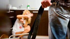 Bola to našitá búda, tvrdí pedofilova žena a aj dcéra