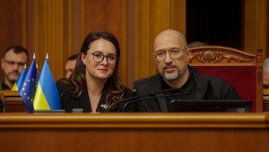 Ukrajina má novú premiérku. Julia Svyrydenková nahradila Šmyhaľa