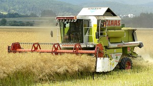 Poľnohospodári dostanú od vlády podporu, zelenú naftu za 35 miliónov eur