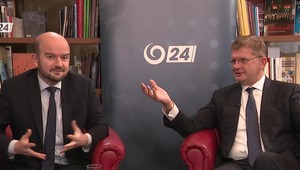 Analýzy 24: Parlament by sa mal sústrediť na to, že sa schvaľujú zákony, ktoré rozkladajú štát, uviedol Dubéci