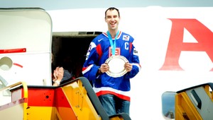 Prečo neviezol hokejistov vládny špeciál? Nemá v poriadku papiere