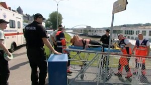 Nehoda na Dunaji. Do Starého mosta narazila loď
