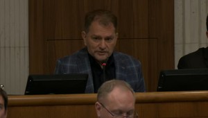 Parlament schválil vyššie platy sudcom. Gašpar podľa Matoviča môže ovplyvniť výsledky na súde