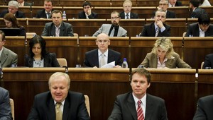 PREHĽAD PO MINÚTACH. Takto sa rozhoduje o pracovnom práve