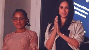 Harryho prišla podporiť okrem priateľky aj budúca svokra