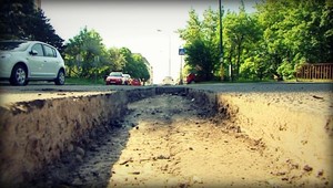 Výtlky ako koleso. Presne také nájdete v Karlovke