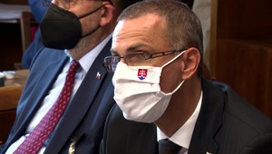 Paragraf 363 spôsobil slovnú roztržku poslancov a generálneho prokurátora Žilinku, Baránik ho chce odvolať