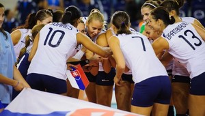 Volejbalistky neskladajú zbrane, chcú sa pobiť o postup