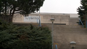 Návštevníkom plavárne prišlo nevoľno. Hasiči museli budovu evakuovať