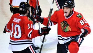 Highlighty NHL: Marián Hossa (34) zabezpečil Chicagu bod
