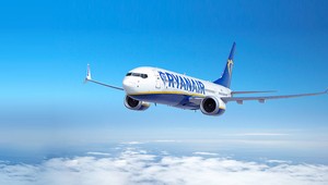 Ryanair ruší papierové palubné lístky. Ľudia hovoria o diskriminácii seniorov