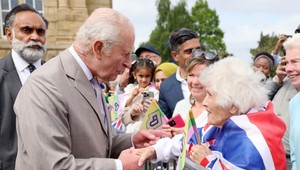 Nové informácie o stave kráľa Karola III.. Stále nemá vyhraté