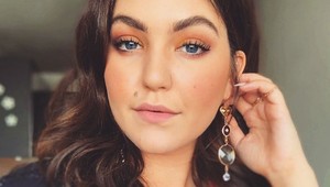 Celeste Buckingham sa nechala rapídne ostrihať: S kratšími vlasmi vyzerá pekelne sexi!